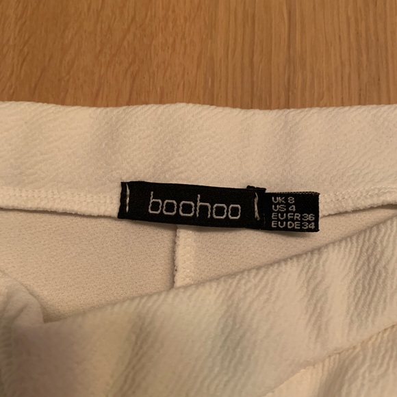 BooHoo White skort - Picture 3 of 3